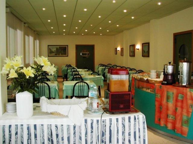 Albergo Dolomiti Lido di Jesolo Eksteriør bilde
